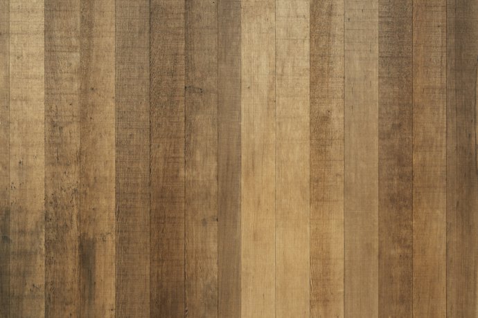 木製:まるで家具のような見た目。リビングで使いたい人に