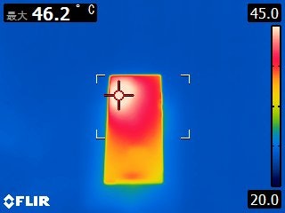 ハイスペックゆえに発熱しやすい。負荷がかかる作業時には注意が必要