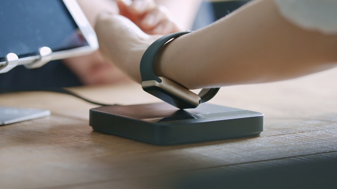 キャッシュレス決済は使用不可。スマホがないと買い物ができない