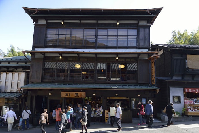 味とともに歴史を感じるなら登録有形文化財認定の川豊本店がぴったり