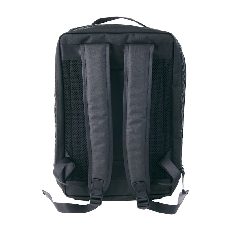 ポーター インタラクティブ デイパックを徹底レビュー！実際に