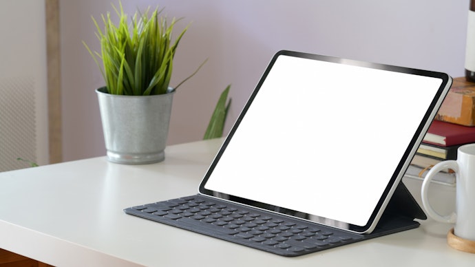 まるでノートPC!「キーボード一体型ケース」