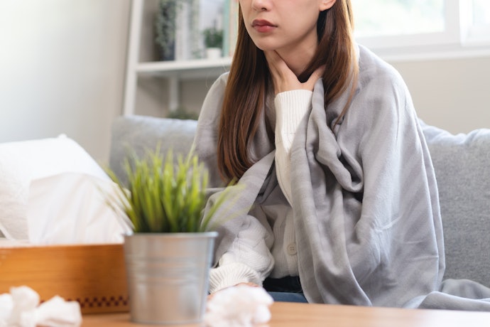 のど・鼻の違和感を和らげたいときは、ハーブエキス入りに注目