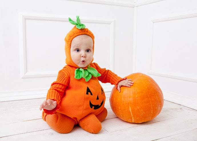 ハロウィンやクリスマス!イベント服もプレゼントならOK