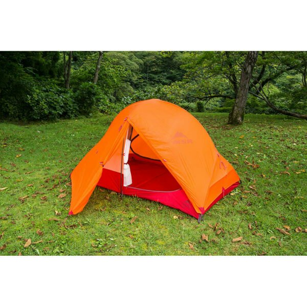 短期の雪山登山やバックカントリーでの使用には、アクセスが狙い目