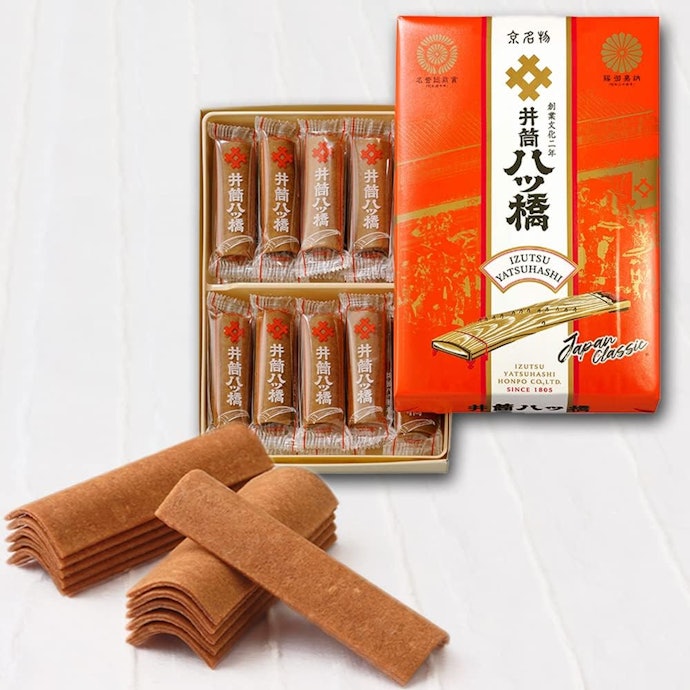 賞味期限の長さを重視するなら、焼き八つ橋をセレクト