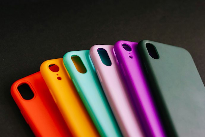 上品でおしゃれなケースがほしいならブランドが狙い目