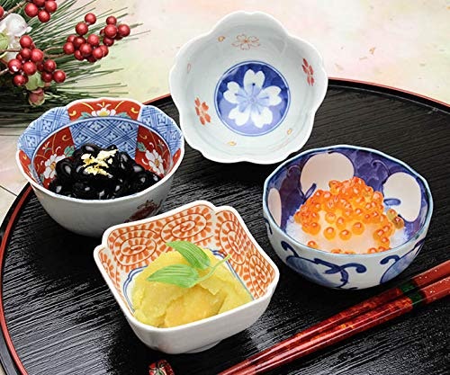 おもてなしにも!食卓が華やぐ色・柄の和食器を選ぶのもおすすめ