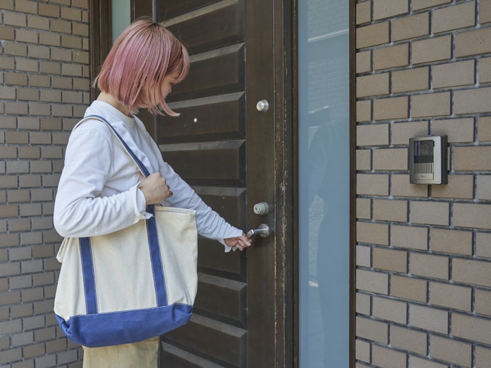 手ぶら解錠の精度が高い。認識の距離設定ができる
