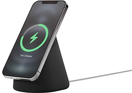 充電しながら使いたいなら、ワイヤレス充電対応モデルに注目