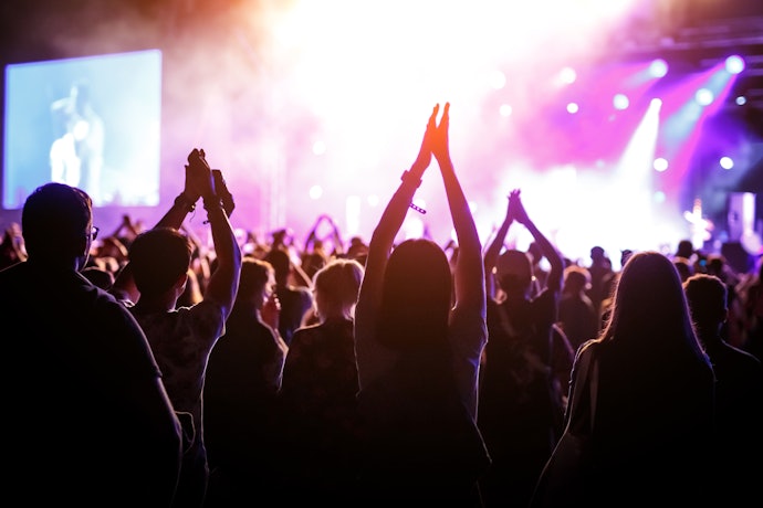 ライブで音楽を楽しむなら、NRR値は25dB前後がおすすめ