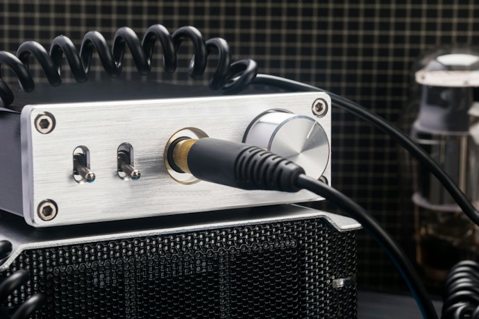 音のカスタマイズにこだわるならアナログ入力がおすすめ