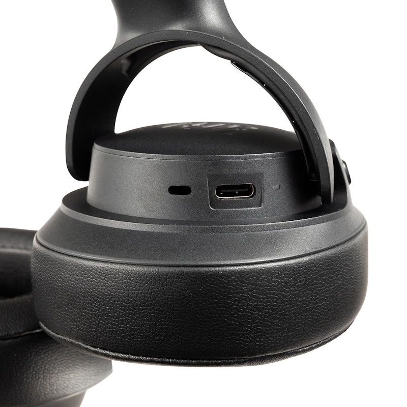 JBL Tune 770NCの口コミ・評判は？実際に使ってよい点・気になる点を