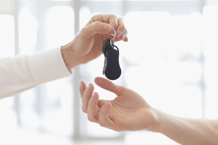 【徹底解説】親族間で自動車保険を譲渡・名義変更する方法