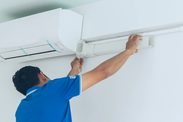 【2025年】エアコンの設置・交換で受け取れる補助金は?家庭向けの省エネ補助金を徹底解説