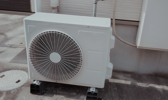 エアコンの室外機が動かない!原因と対処法を徹底解説