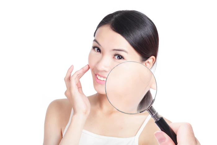 顔の産毛の処理はどうする?脱毛しない方がいい?回数はどれくらい?産毛脱毛のメリット・デメリットを徹底解説