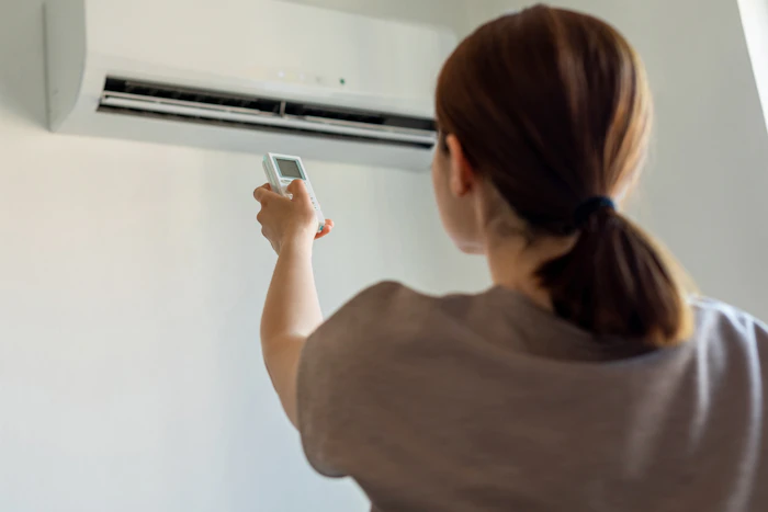 エアコンの暖房が効かない!温風が出ない原因や対処法を徹底解説