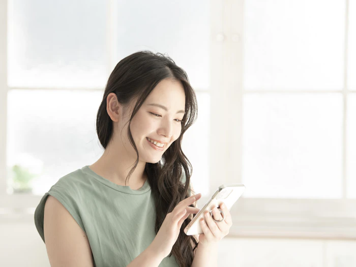 UQモバイルのキャッシュバックはお得?15,000円もらう方法を解説!