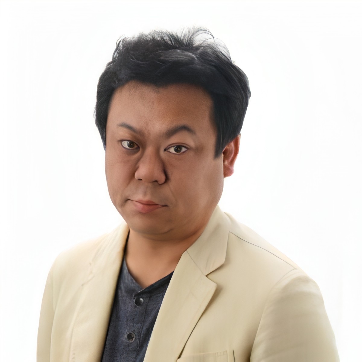 石井英男
