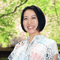 小川睦子