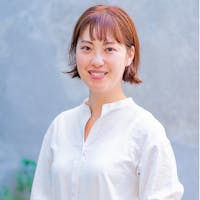 手小あやか