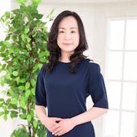 村尾佳子
