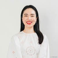 中根菜穂子